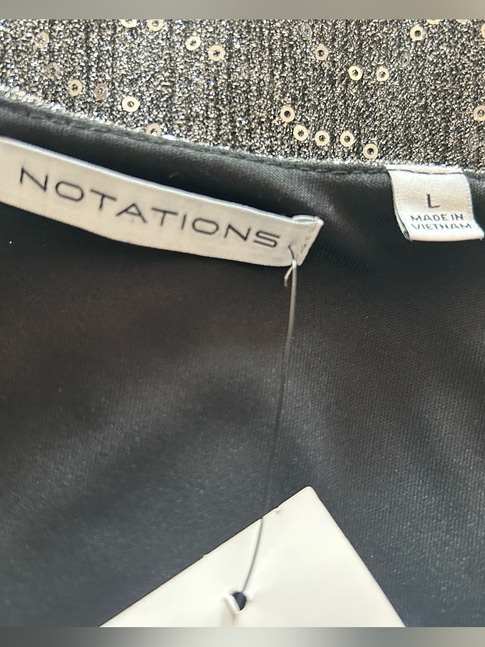 Notations NWT Silver Metallic Sequin V-Neck Blouse Size L - Picture 6 of 10